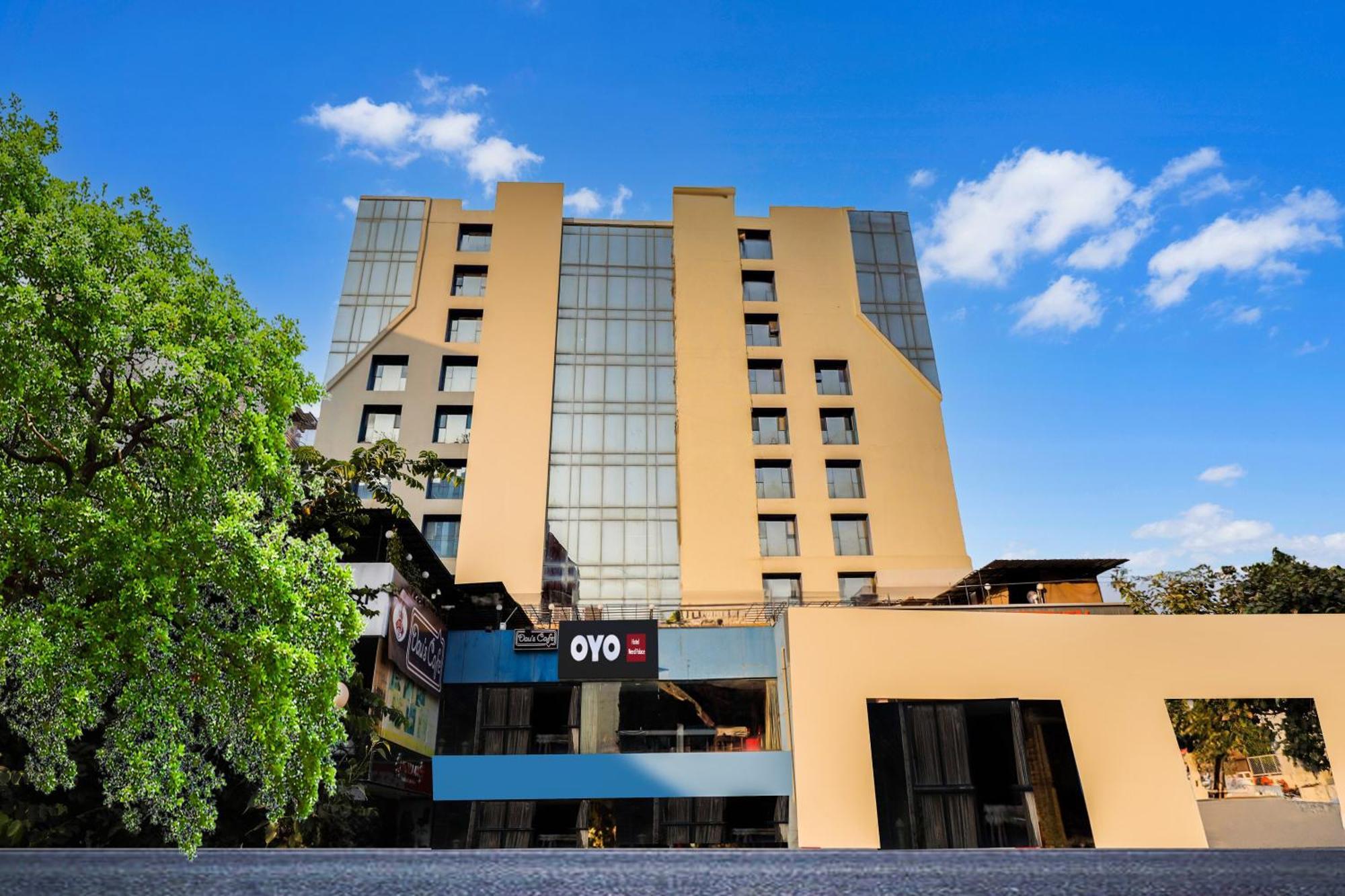 Hotel O Neek Palace 아흐메다바드 외부 사진